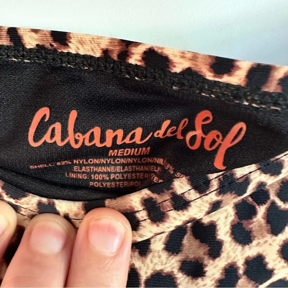 Cabana del sol cheetah print bikini size Medium - Picture 3 of 3